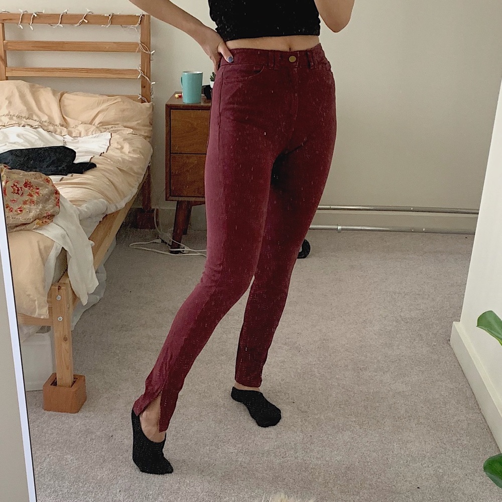 American Apparel High Waisted Maroon/Skinny Jean